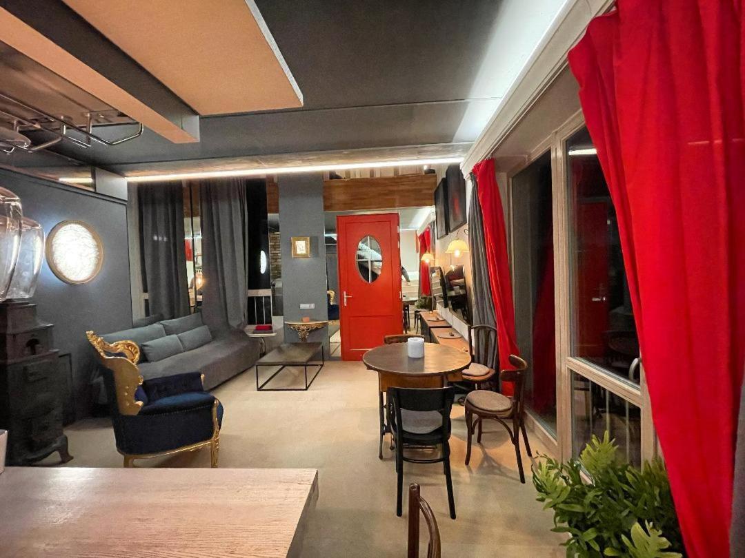 Matilda's Lovely 2-bedroom House * Vilnius